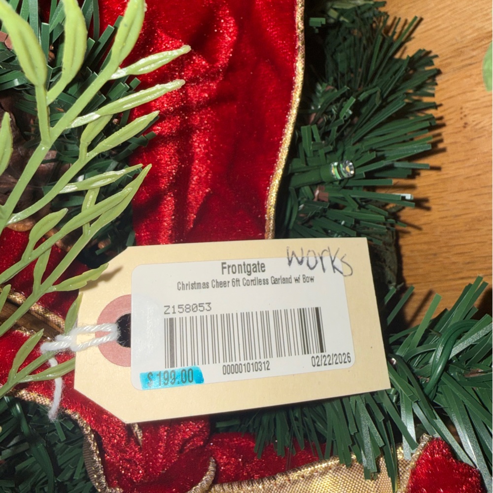 Frontgate Holiday Pine Garland with Red Bows - NWT - Picture 10 of 16